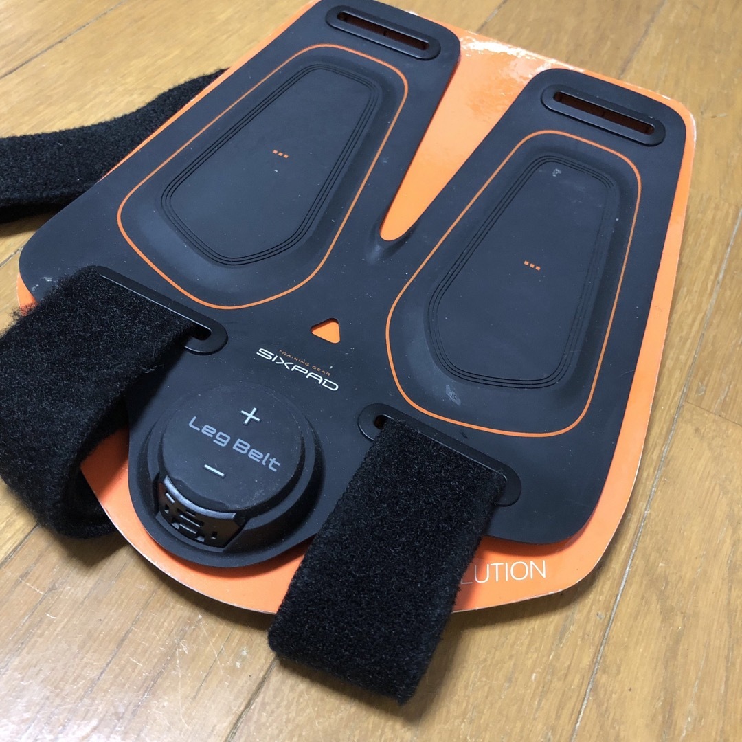 SIXPAD 本体4点　ベルト2点セット