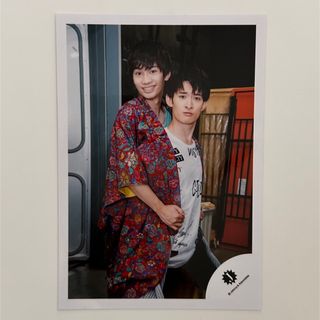 スノーマン(Snow Man)のなにわ男子 藤原丈一郎　Snow Man 向井康二　公式写真(男性アイドル)