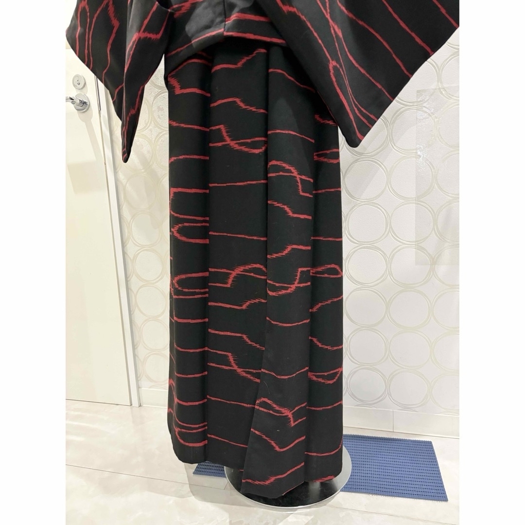 着物リメイク 訳あり! 赤黒 ショート丈羽織 ロングスカートの通販 by 着物リメイク 訳あり! 赤黒 ショート丈羽織 ロングスカートの通販 by