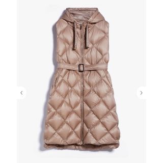 マックスマーラ(Max Mara)のマックスマーラ　ダウンロングジレ　今季　新品(ベスト/ジレ)