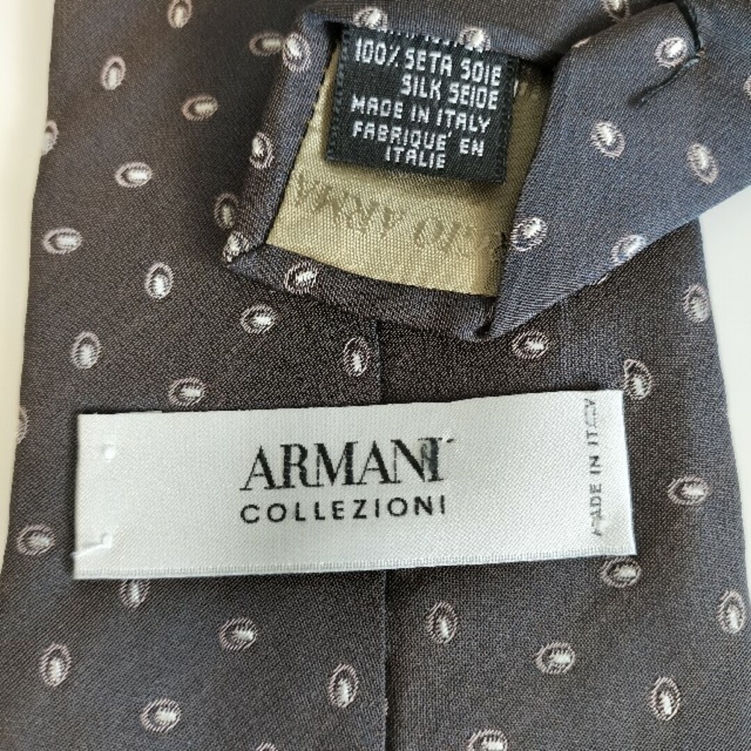 ARMANI COLLEZIONI(アルマーニ コレツィオーニ)のアルマーニコレツォーニ　ネクタイ メンズのファッション小物(ネクタイ)の商品写真