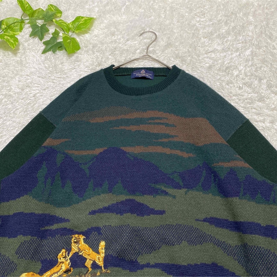 柄ニット　総柄　セーター　刺繍　風景　デザインニット　激レア　ダークカラー メンズのトップス(ニット/セーター)の商品写真