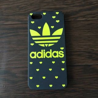 アディダス(adidas)の新品　adidasスマホケース　アディダス　スマホカバー　ケース　カバー　スマホ(iPhoneケース)