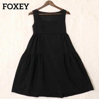 フォクシーニューヨーク(FOXEY NEW YORK)のフォクシー FOXEY ノースリーブ　ワンピース　ブラック　黒　ドレス　リボン(ひざ丈ワンピース)