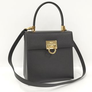 レッド最終お値下げ❣️Salvatore Ferragamo ショルダーバッグ