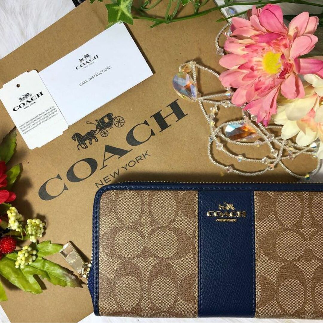 coachCOACH コーチ ベージュ ネイビー ストライプ