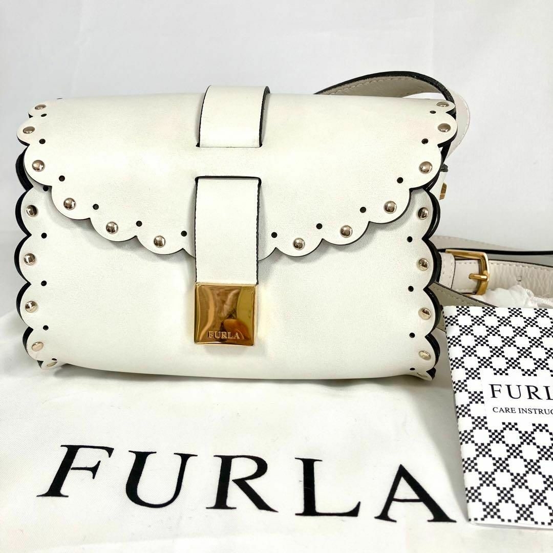 Furla - フルラ✨アマゾーン ショルダーバッグ ゴールドスタッズ 白 ア