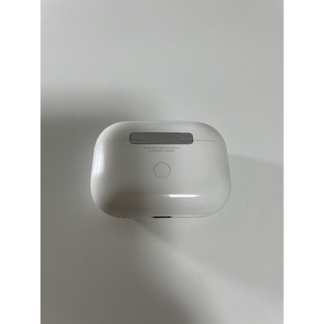 Apple(アップル)のAir Pods Pro 第2世代 A2700 中古ジャンク スマホ/家電/カメラのオーディオ機器(ヘッドフォン/イヤフォン)の商品写真