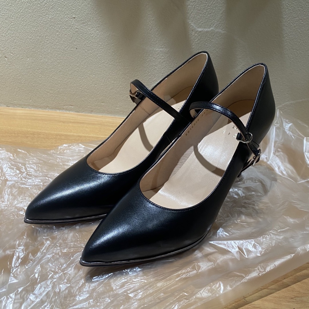 EIZO(エイゾー)の23.5cm 日本製 EIZO ブラック 8cmヒール ストラップ パンプス レディースの靴/シューズ(ハイヒール/パンプス)の商品写真