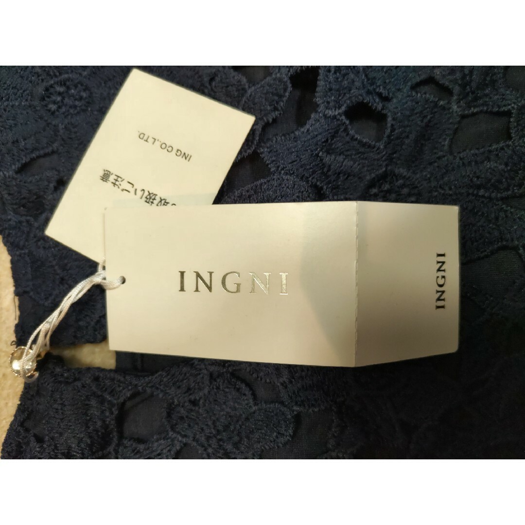 INGNI(イング)の【新品／未使用】INGNI(イング)花柄レース／タンクトップ／ノースリーブ レディースのトップス(タンクトップ)の商品写真