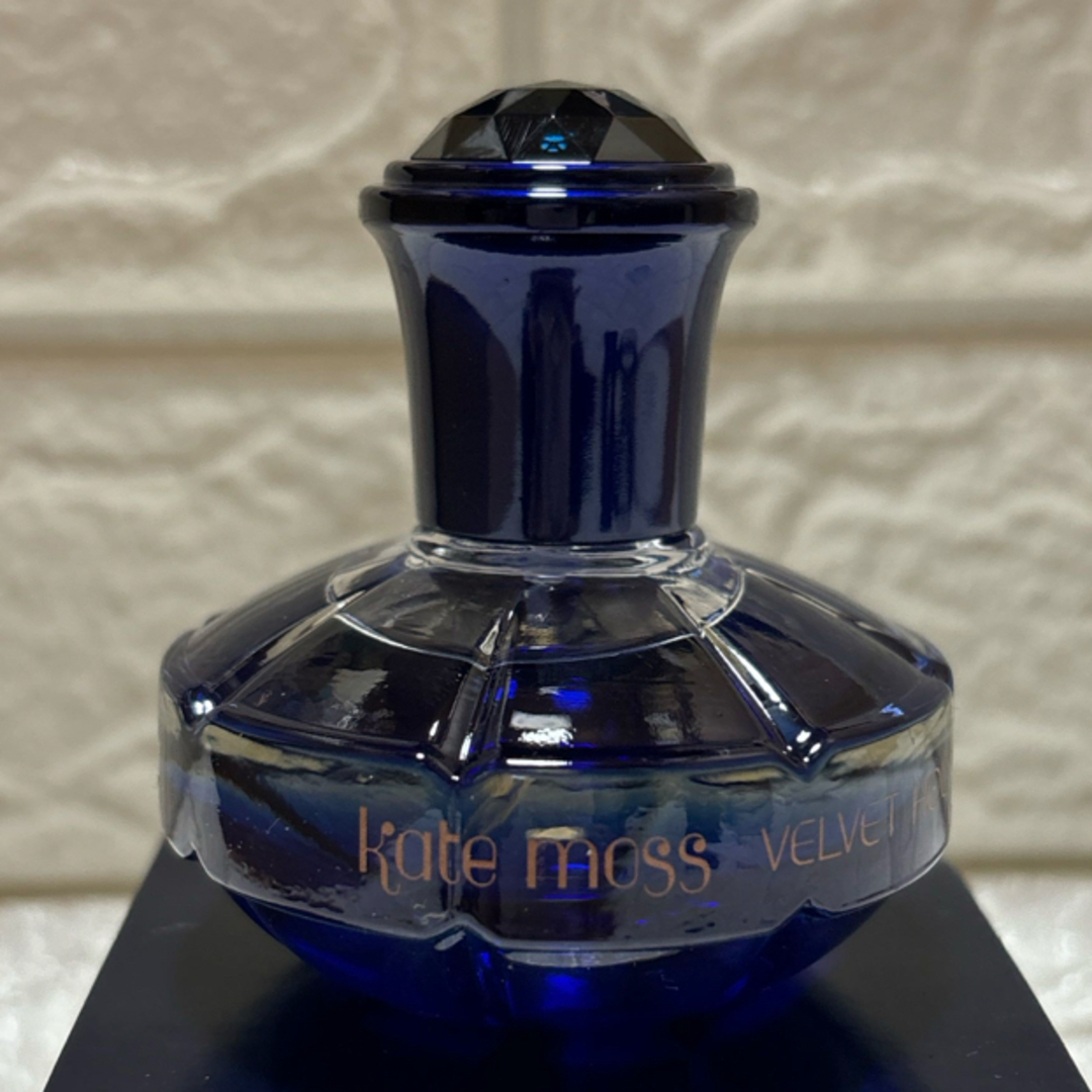 KATE(ケイト)のケイトモス　ベルベットアワー　オードトワレ　30ml  スペイン製　KATE コスメ/美容の香水(香水(女性用))の商品写真