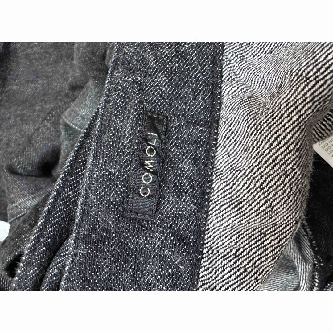 COMOLI ベルテッドデニムパンツ ブラック x エクリュ SIZE: 1 COMOLI ベルテッドデニムパンツ ブラック x エクリュ SIZE: 1
