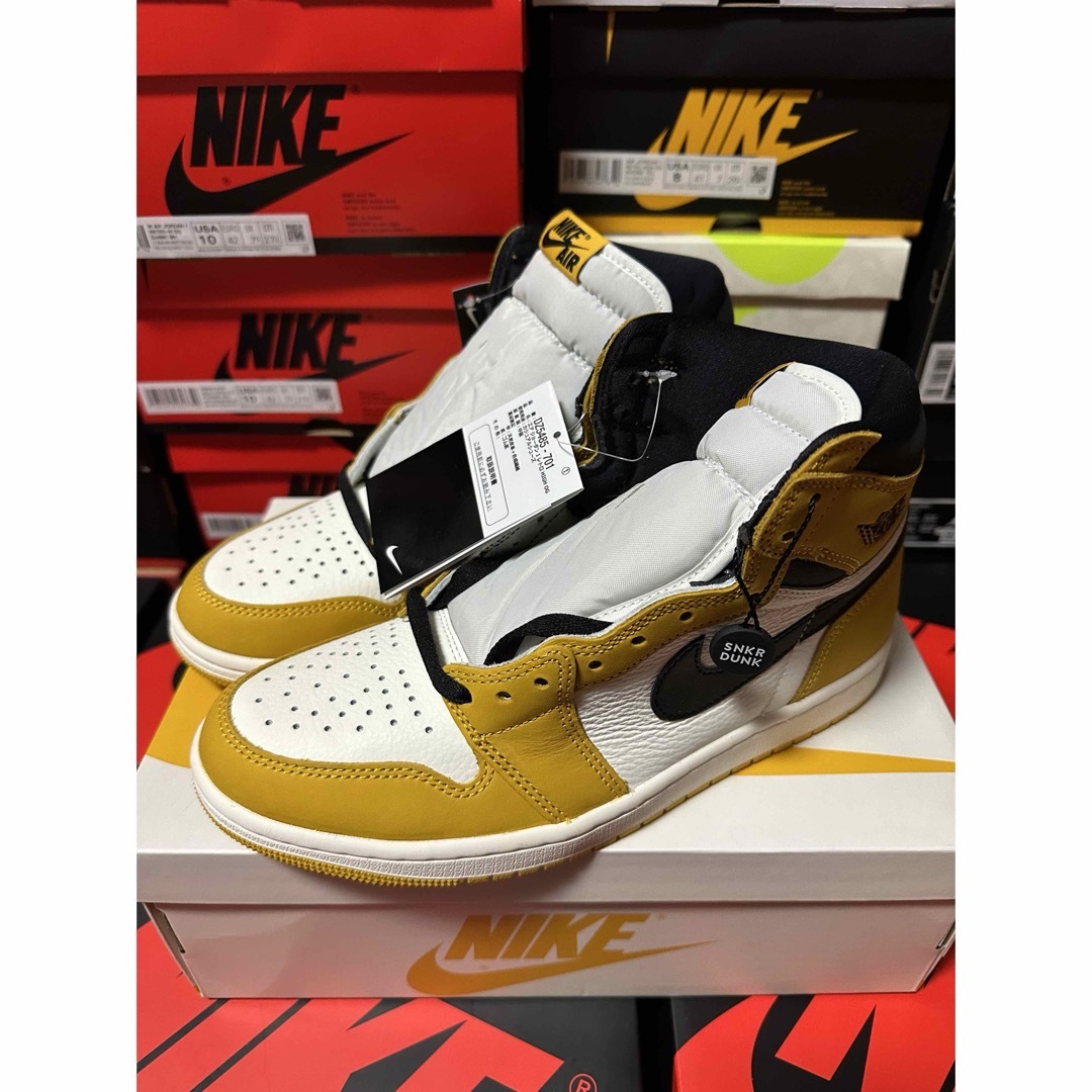 NIKE(ナイキ)のAir Jordan 1 Retro High OG Yellow Ochre メンズの靴/シューズ(スニーカー)の商品写真