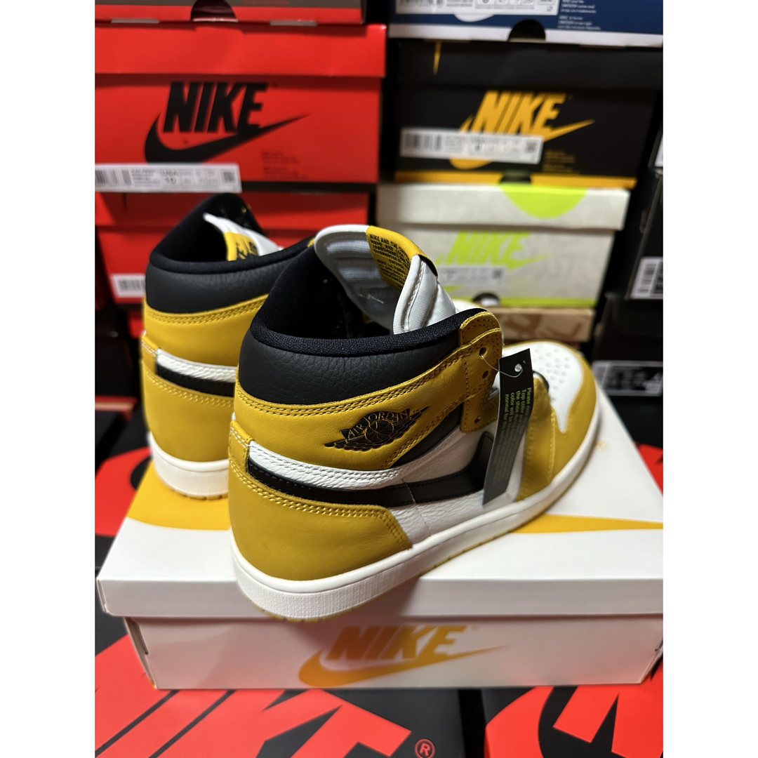 NIKE(ナイキ)のAir Jordan 1 Retro High OG Yellow Ochre メンズの靴/シューズ(スニーカー)の商品写真