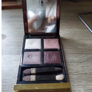 トムフォードビューティ(TOM FORD BEAUTY)のトムフォードビューティ アイカラークォード 27A ヴァージンオーキッド(アイシャドウ)