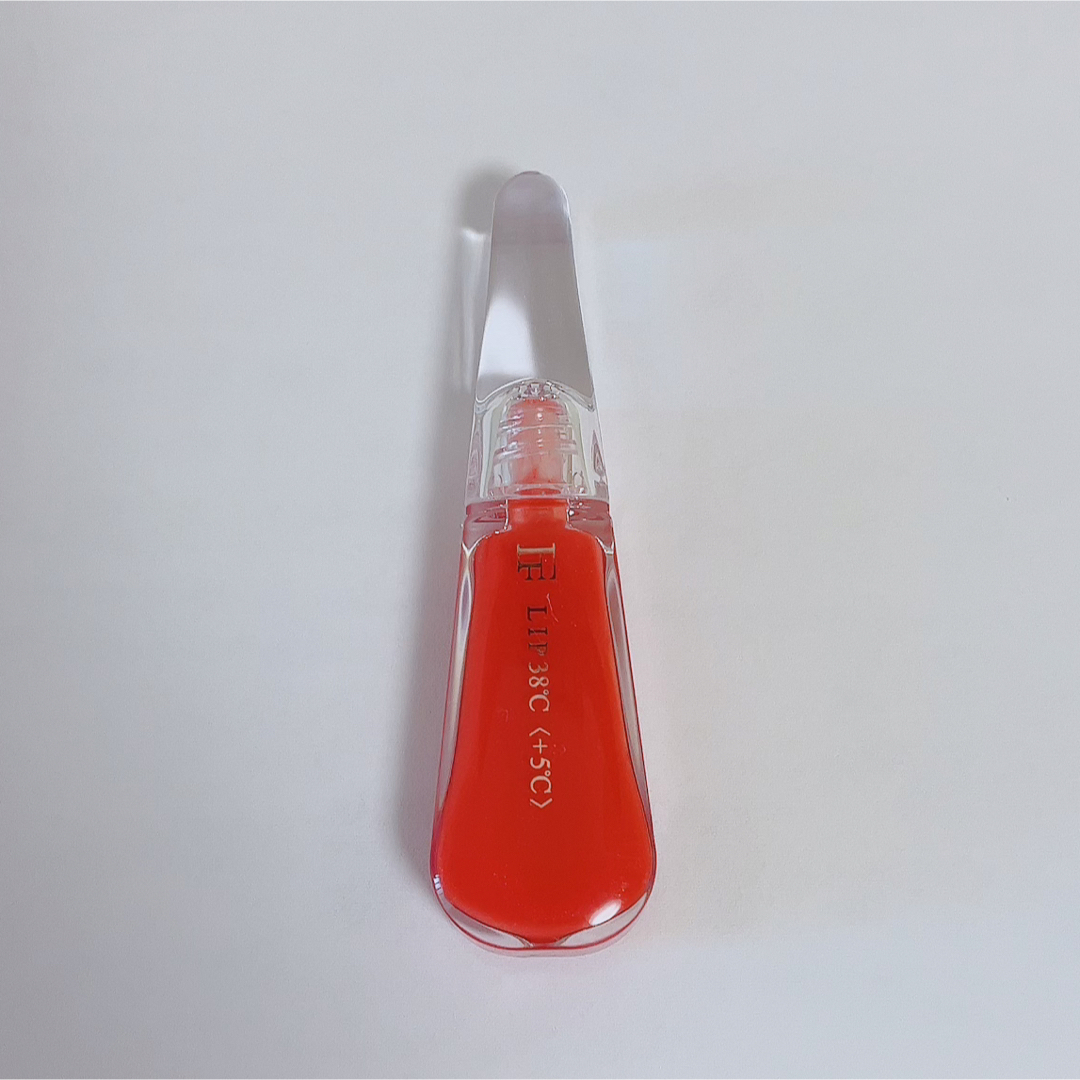 FLOWFUSHI(フローフシ)の新品未開封　フローフシ lip38°c 5℃ コスメ/美容のベースメイク/化粧品(リップグロス)の商品写真