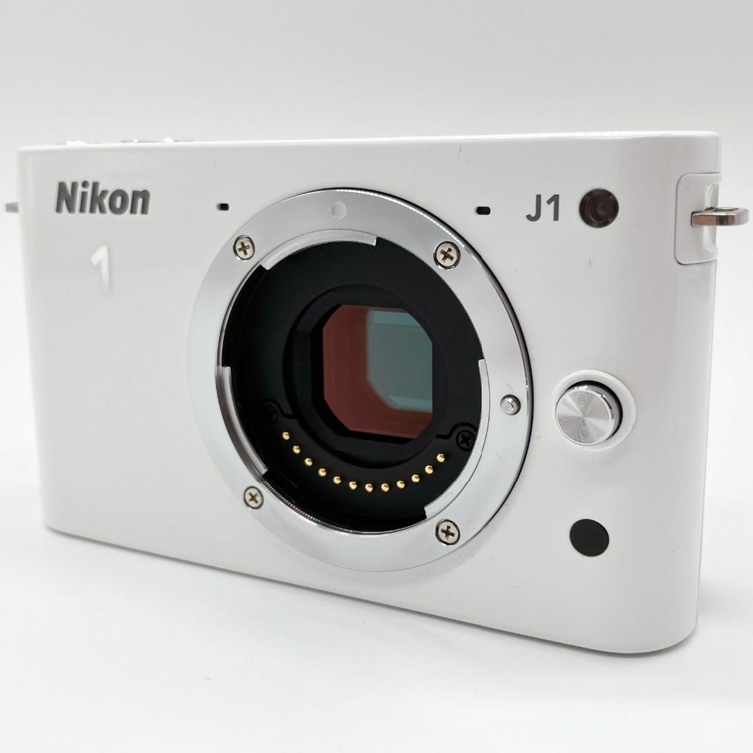 Nikon ミラーレス一眼カメラ Nikon 1 J1スマホ/家電/カメラ