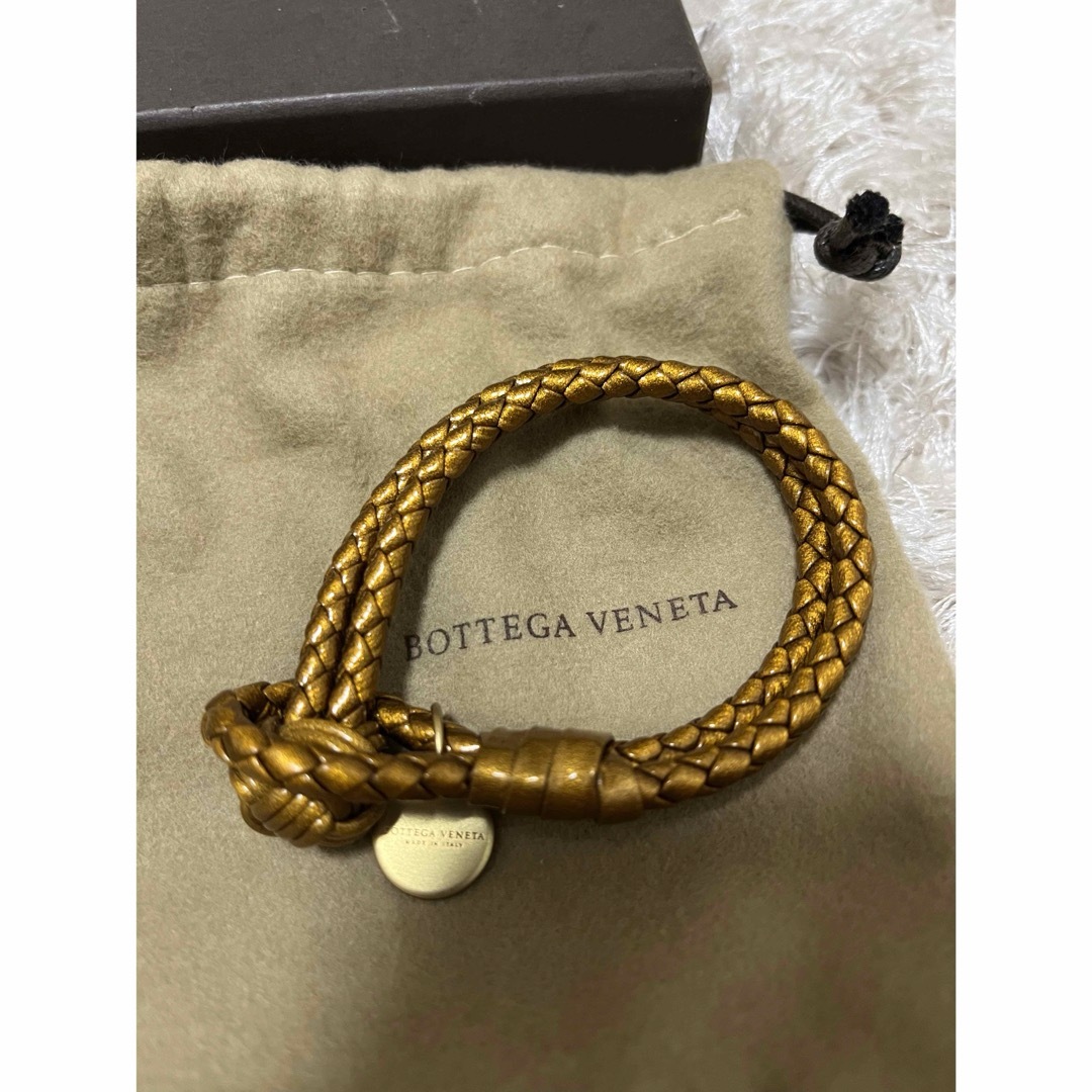 Bottega Veneta(ボッテガヴェネタ)の【新品】ボッテガヴェネタ　ブレスレット レディースのアクセサリー(ブレスレット/バングル)の商品写真