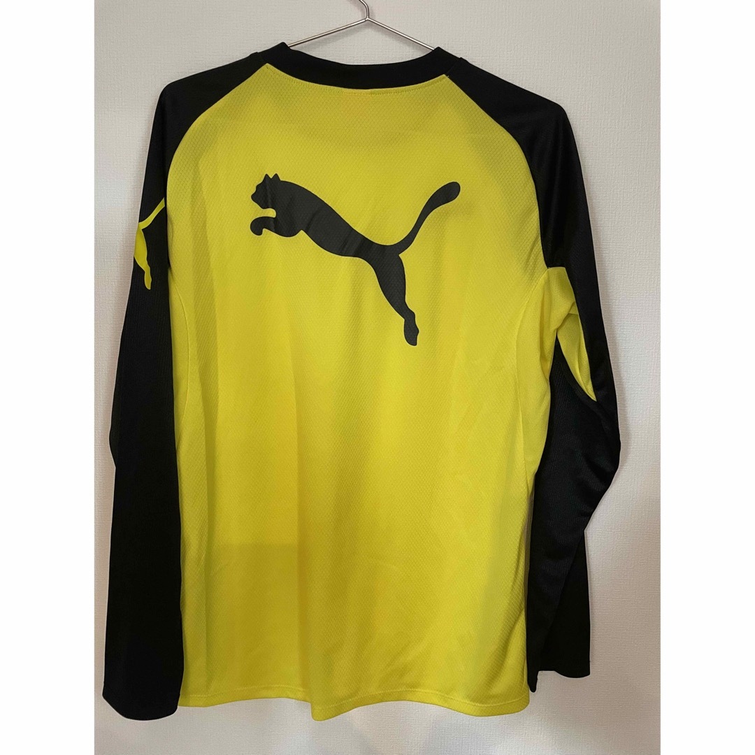 PUMA(プーマ)のプーマ　長袖Tシャツ　イエロー スポーツ/アウトドアのサッカー/フットサル(ウェア)の商品写真