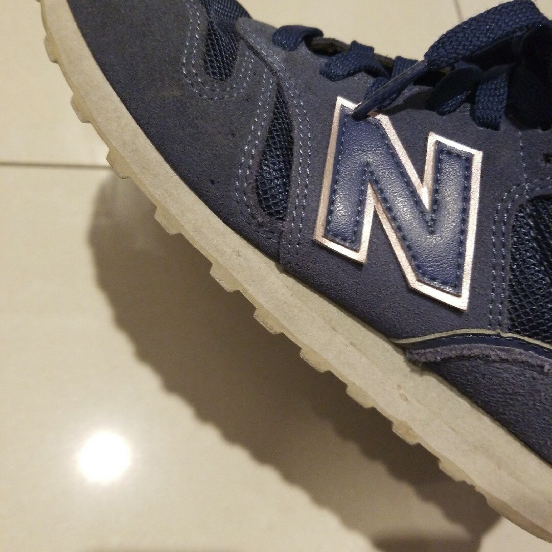 ニューバランス23.5　ブルー　new balance スニーカー レディースの靴/シューズ(スニーカー)の商品写真