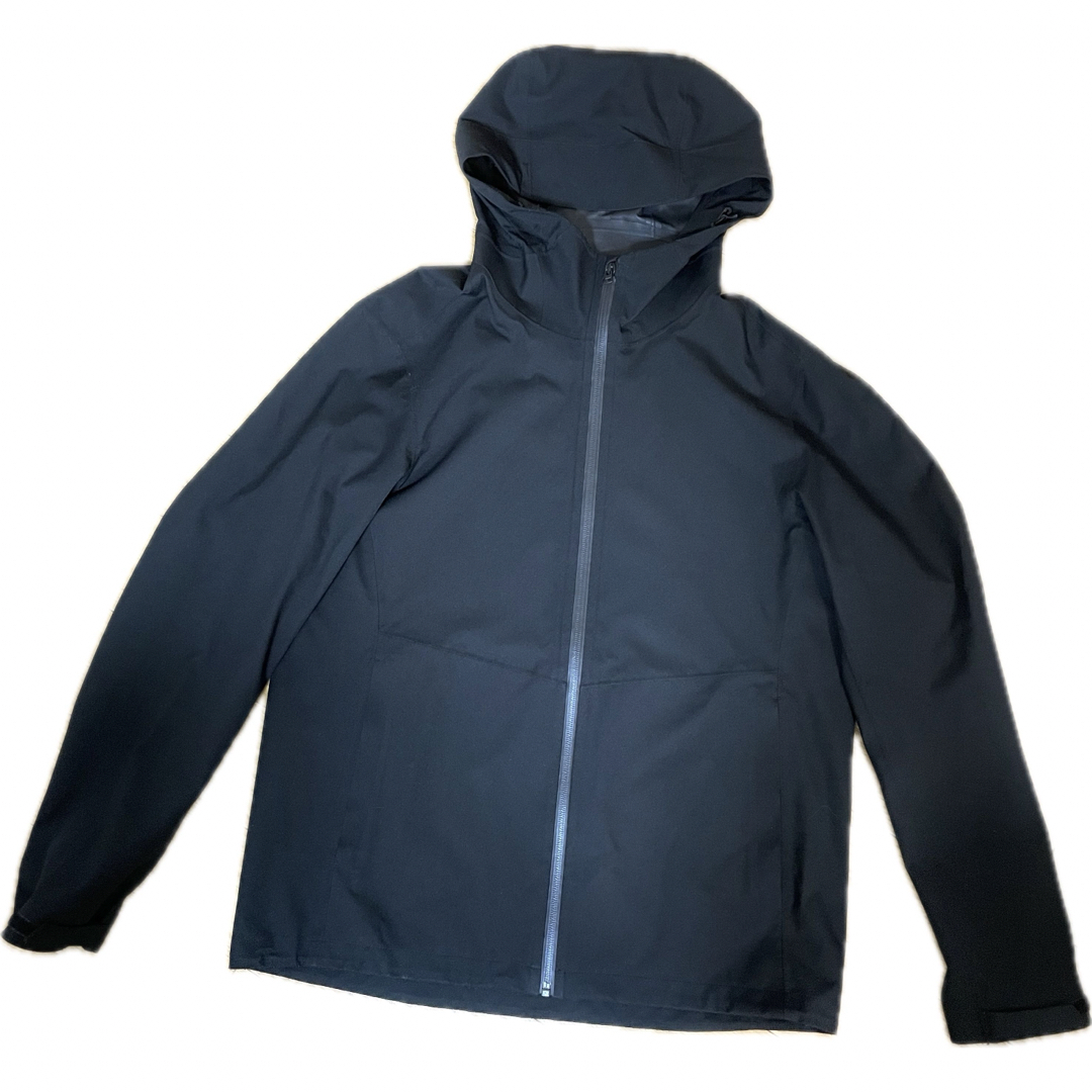UNIQLO(ユニクロ)のUNIQLO ユニクロ　ブロックテックパーカー　黒　ブラック　L メンズのジャケット/アウター(マウンテンパーカー)の商品写真