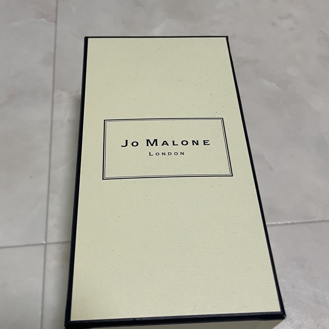 Jo Malone(ジョーマローン)のジョーマローン　Jo Malone ラベンダーアンドムーンフラワー　ピローミスト コスメ/美容の香水(ユニセックス)の商品写真