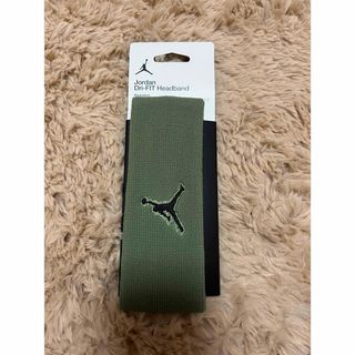 ジョーダン(Jordan Brand（NIKE）)のJORDAN HEADBAND ジョーダン ヘッドバンド　グリーン(ヘアバンド)