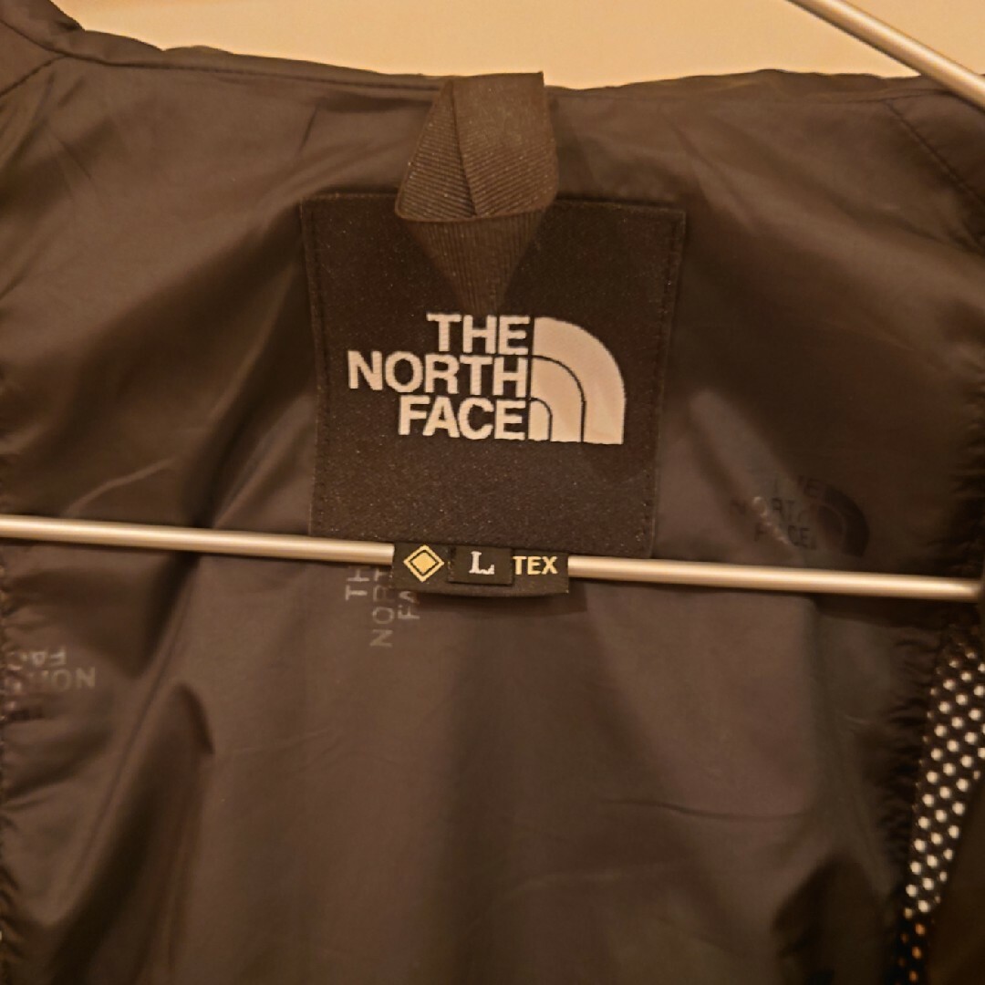 THE NORTH FACE(ザノースフェイス)のTHE NORTH FACE マウンテンライトジャケット　NP11834 メンズのジャケット/アウター(マウンテンパーカー)の商品写真