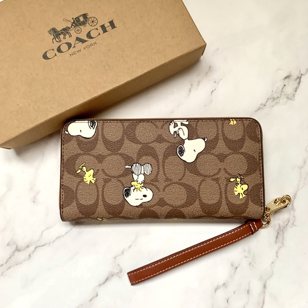 COACH(コーチ)の【ヨッシー様☆】フォロー価格 レディースのファッション小物(財布)の商品写真