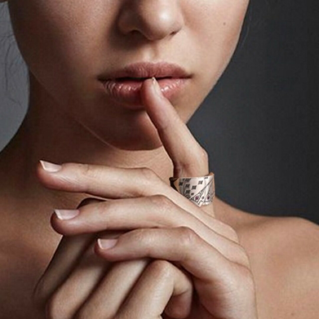 トランプリング  指輪 メンズ  フリーサイズ 赤 男女兼用 メンズのアクセサリー(リング(指輪))の商品写真