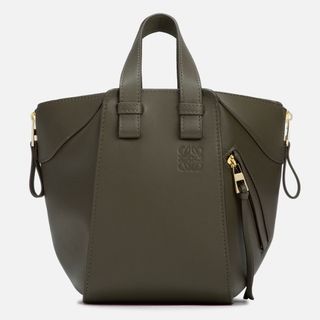 ロエベ(LOEWE)の新品正規品 LOEWE ハンモックバッグ コンパクト ショルダーバッグ(ショルダーバッグ)