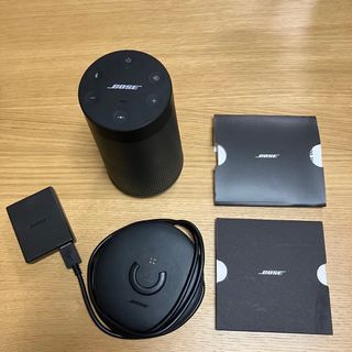 ボーズ(BOSE)のBOSE(ボーズ)のスピーカー+充電器セット(スピーカー)