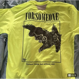 FORSOMEONE Tシャツ