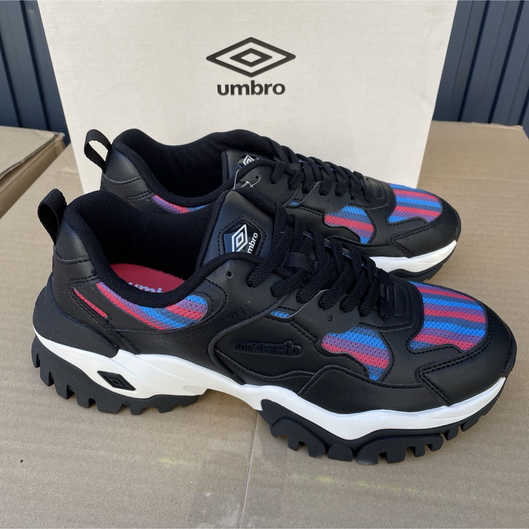 UMBRO(アンブロ)の新品　umbro BUMPY X アンブロ　バンピーエックス メンズの靴/シューズ(スニーカー)の商品写真