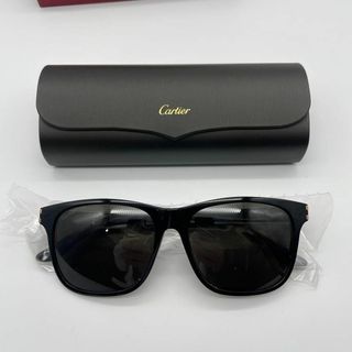 カルティエ(Cartier)の【ほぼ新品】Cartier サングラス　ブラック、赤フレーム(サングラス/メガネ)