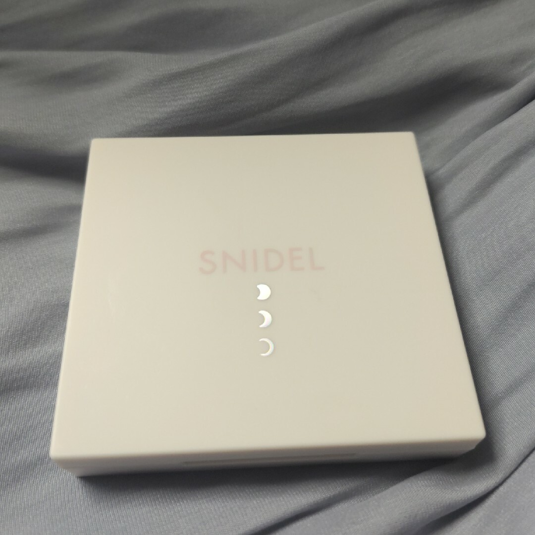 SNIDEL(スナイデル)のスナイデル EX01 Still Dreaming/テイラードカラーアイズ コスメ/美容のベースメイク/化粧品(アイシャドウ)の商品写真