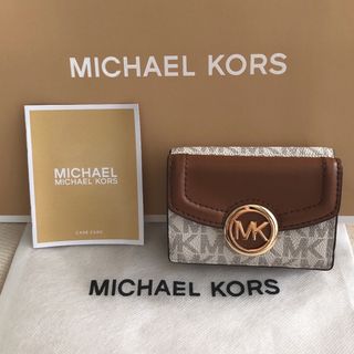 マイケルコース(Michael Kors)の新品　マイケルコース　定価28,600円　FULTON 三つ折り財布　バニラ(財布)