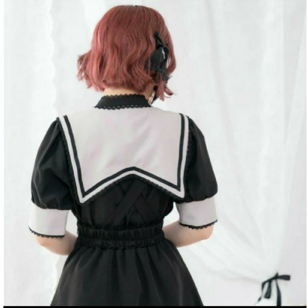 MA＊RS(マーズ)のクロス×チェーン付き制服風ブラウス レディースのトップス(シャツ/ブラウス(半袖/袖なし))の商品写真