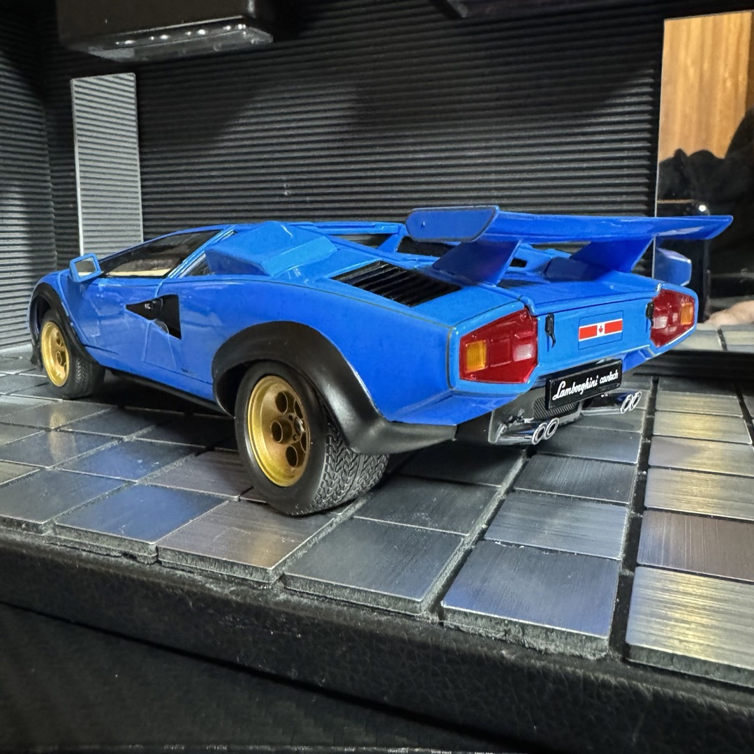 京商 - 絶版未展示品 京商 1/18 ランボルギーニ カウンタック 京商 - 絶版未展示品 京商 1/18 ランボルギーニ カウンタック