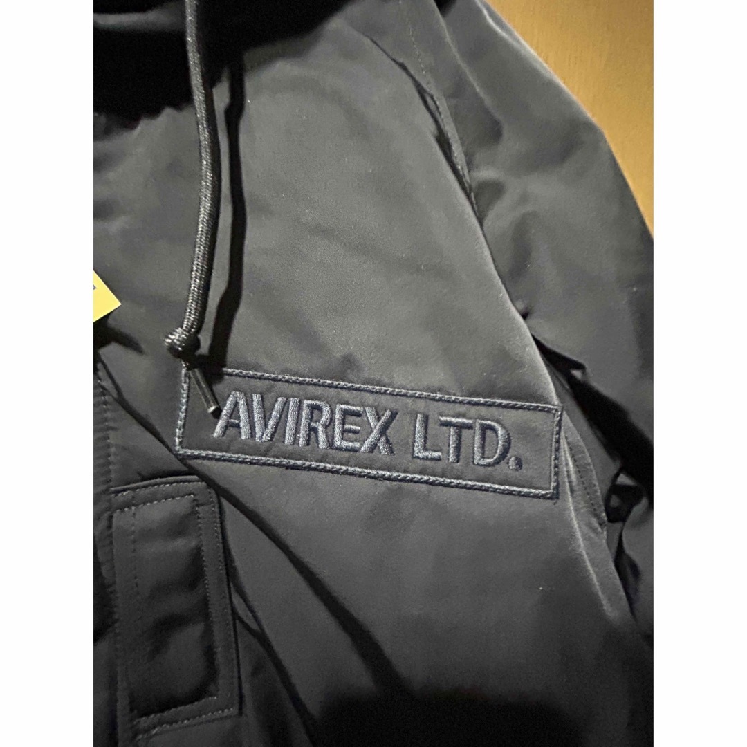 AVIREX(アヴィレックス)の「新品」AVIREX アウター　L    〜おまけ〜ニットキャップ付 メンズのジャケット/アウター(ミリタリージャケット)の商品写真