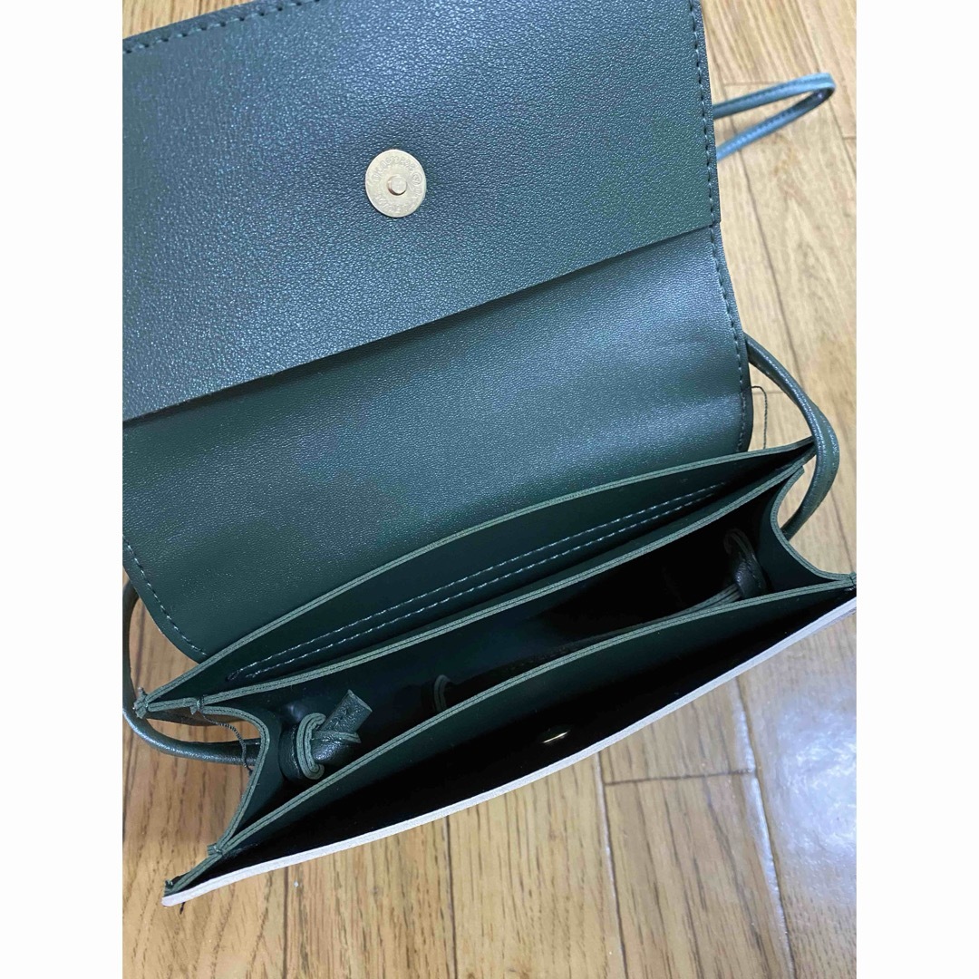ミニショルダーバッグ お財布ポシェット グリーン レディースのバッグ(ショルダーバッグ)の商品写真