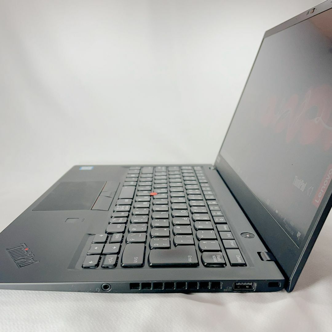 Lenovo(レノボ)の【バッテリー残91%】軽量薄型 ThinkPad X1 Carbon 16GB スマホ/家電/カメラのPC/タブレット(ノートPC)の商品写真