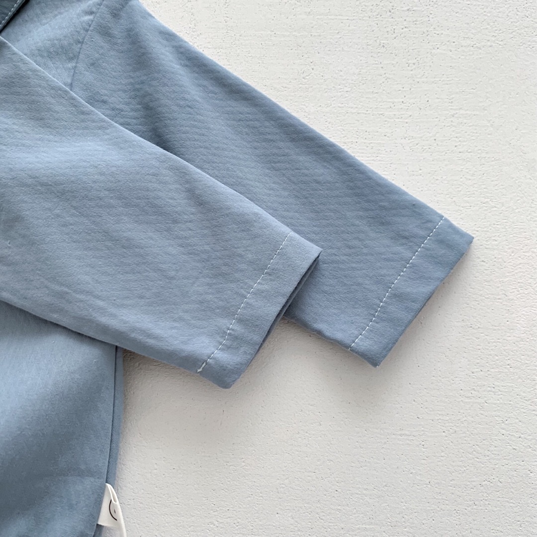 蝶ネクタイ付きシャツロンパース キッズ/ベビー/マタニティのベビー服(~85cm)(ロンパース)の商品写真