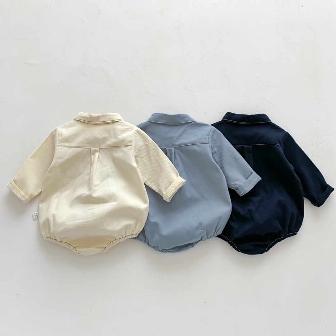 蝶ネクタイ付きシャツロンパース キッズ/ベビー/マタニティのベビー服(~85cm)(ロンパース)の商品写真