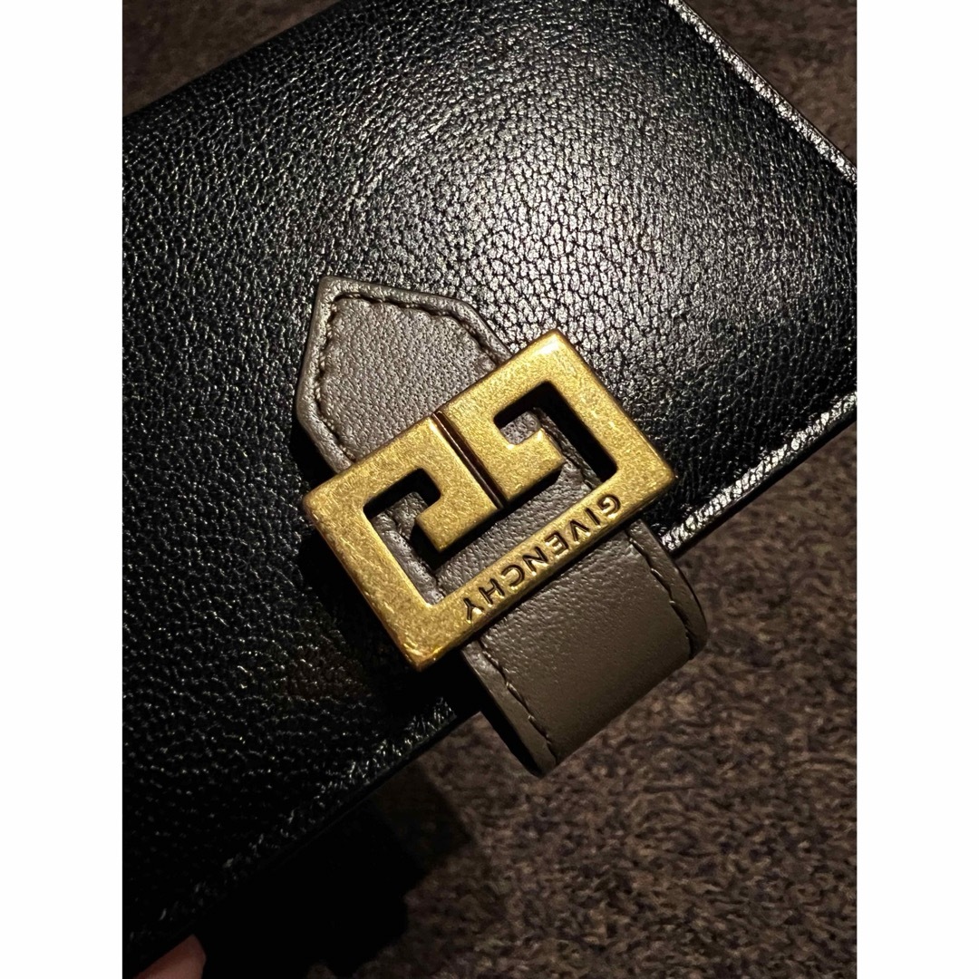 GIVENCHY(ジバンシィ)のGIVENCHY ジバンシィ　カードコインケース ブラック/グレー レディースのファッション小物(財布)の商品写真