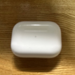 アップル(Apple)のAirPodspro第2世代充電ケースA2700正規品(バッテリー/充電器)