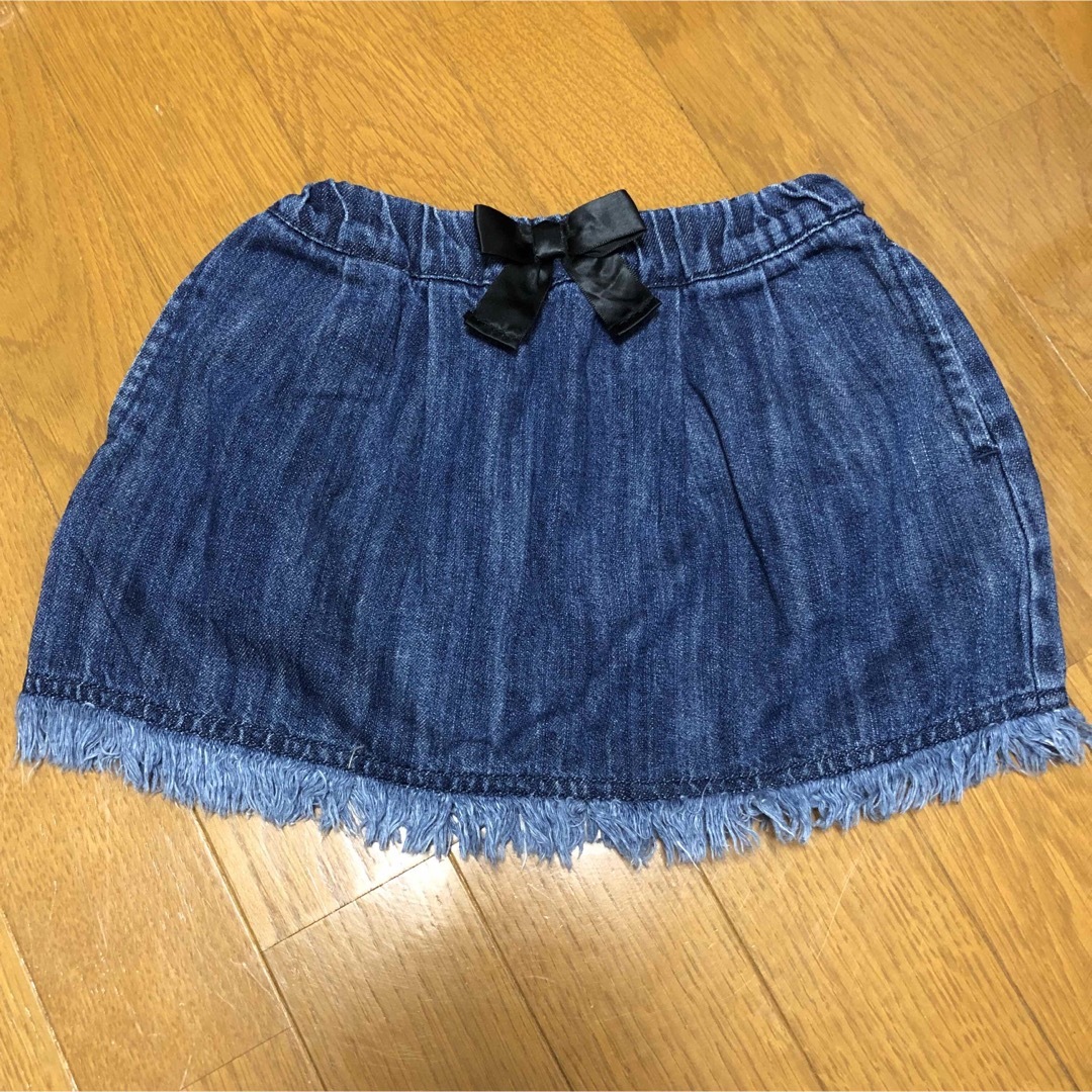 BREEZE(ブリーズ)のブリーズ　デニムスカート　95 キッズ/ベビー/マタニティのキッズ服女の子用(90cm~)(スカート)の商品写真