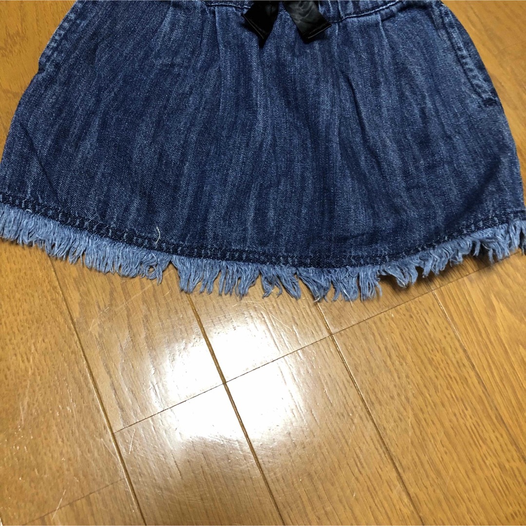 BREEZE(ブリーズ)のブリーズ　デニムスカート　95 キッズ/ベビー/マタニティのキッズ服女の子用(90cm~)(スカート)の商品写真