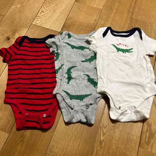 ベビーギャップ(babyGAP)の【送料込】babyGap 50-60 3枚セット(ロンパース)