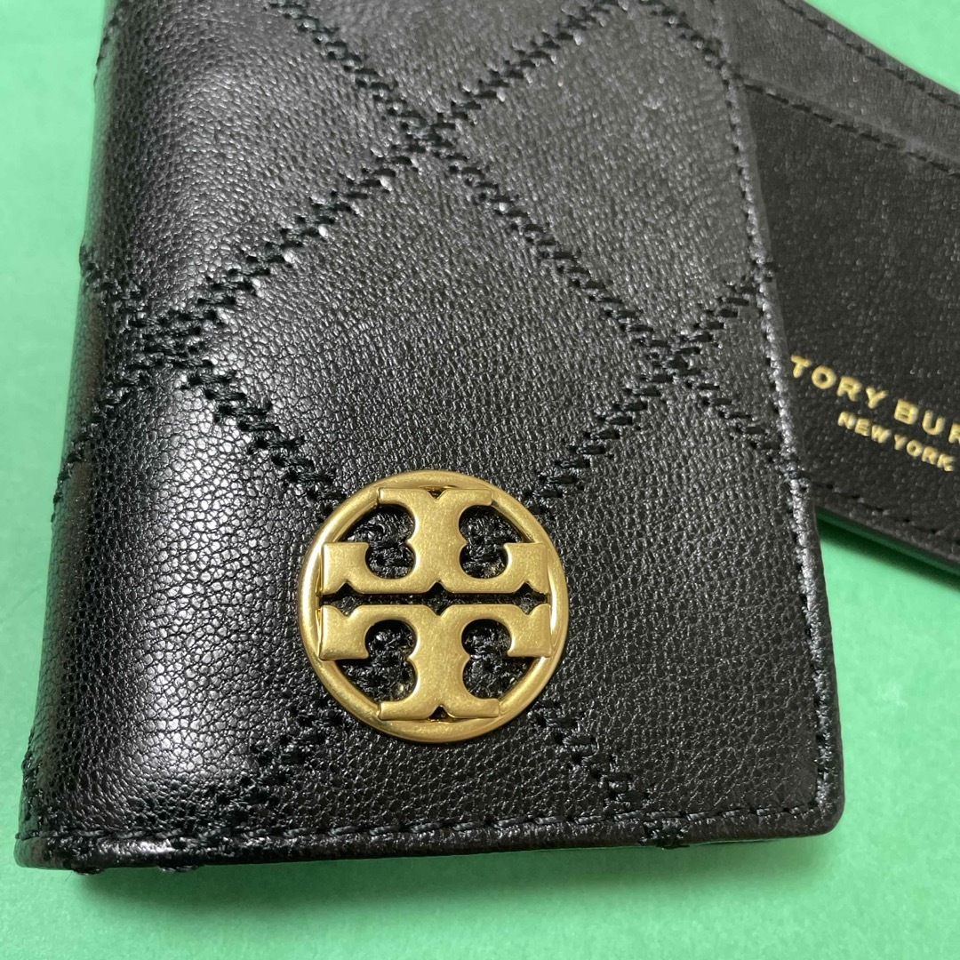 Tory Burch(トリーバーチ)の新品☆ トリーバーチ　ストラップショルダー付きカードケース　黒 レディースのファッション小物(パスケース/IDカードホルダー)の商品写真